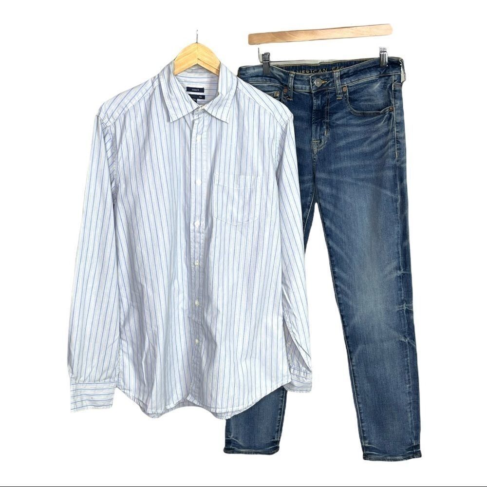 Gap Factory Men’s striped Button Down classic Fit shirt size M NWOT